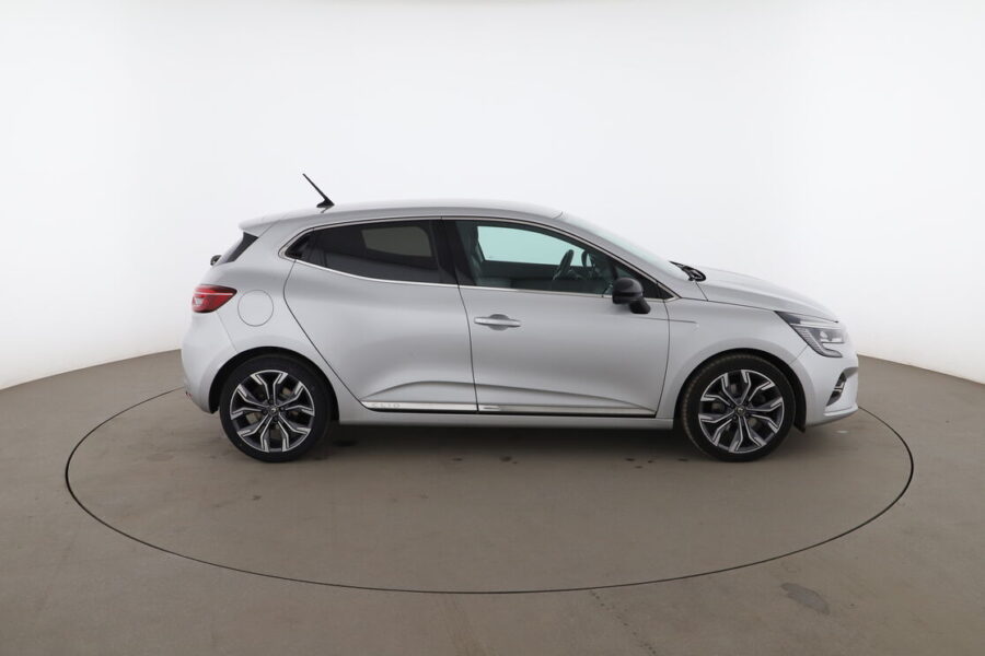 Renault Clio – Image 6