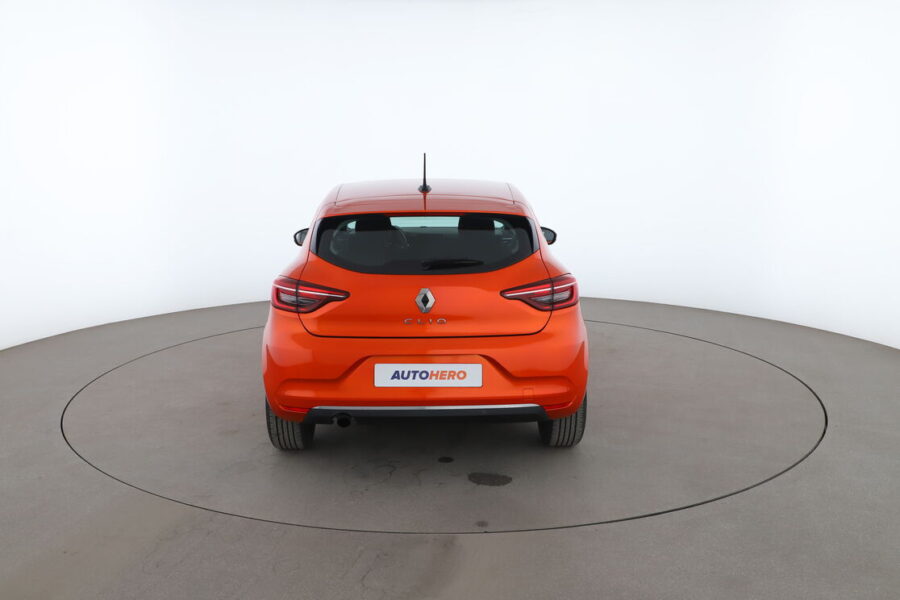 Renault Clio – Image 4