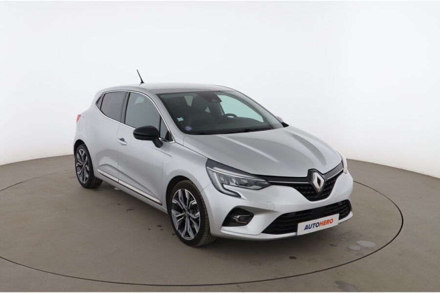 Renault Clio – Image 8