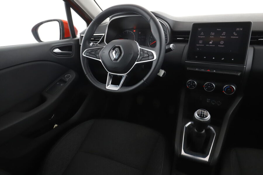 Renault Clio – Image 12