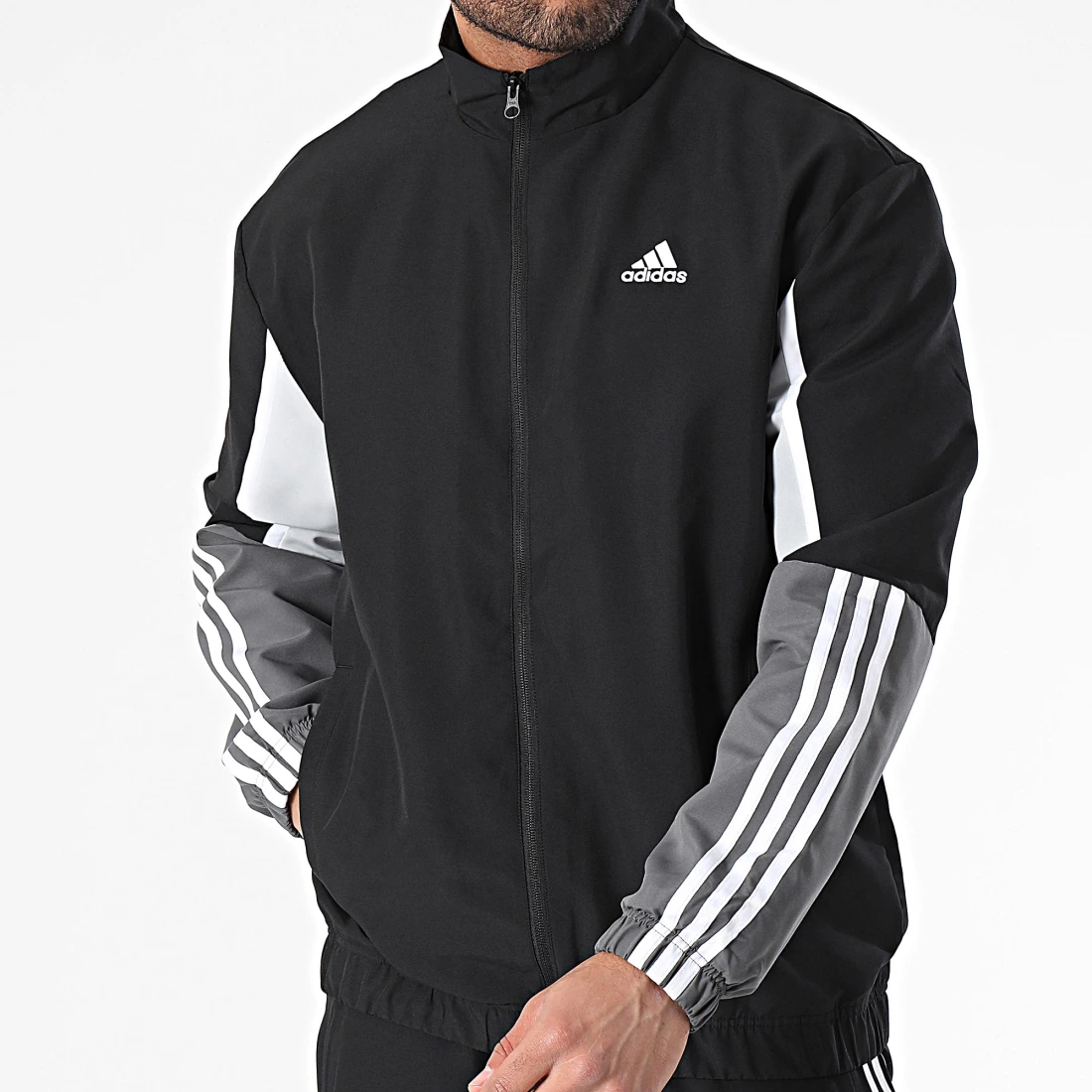adidas_400375_IP1611_20240108T152855_03