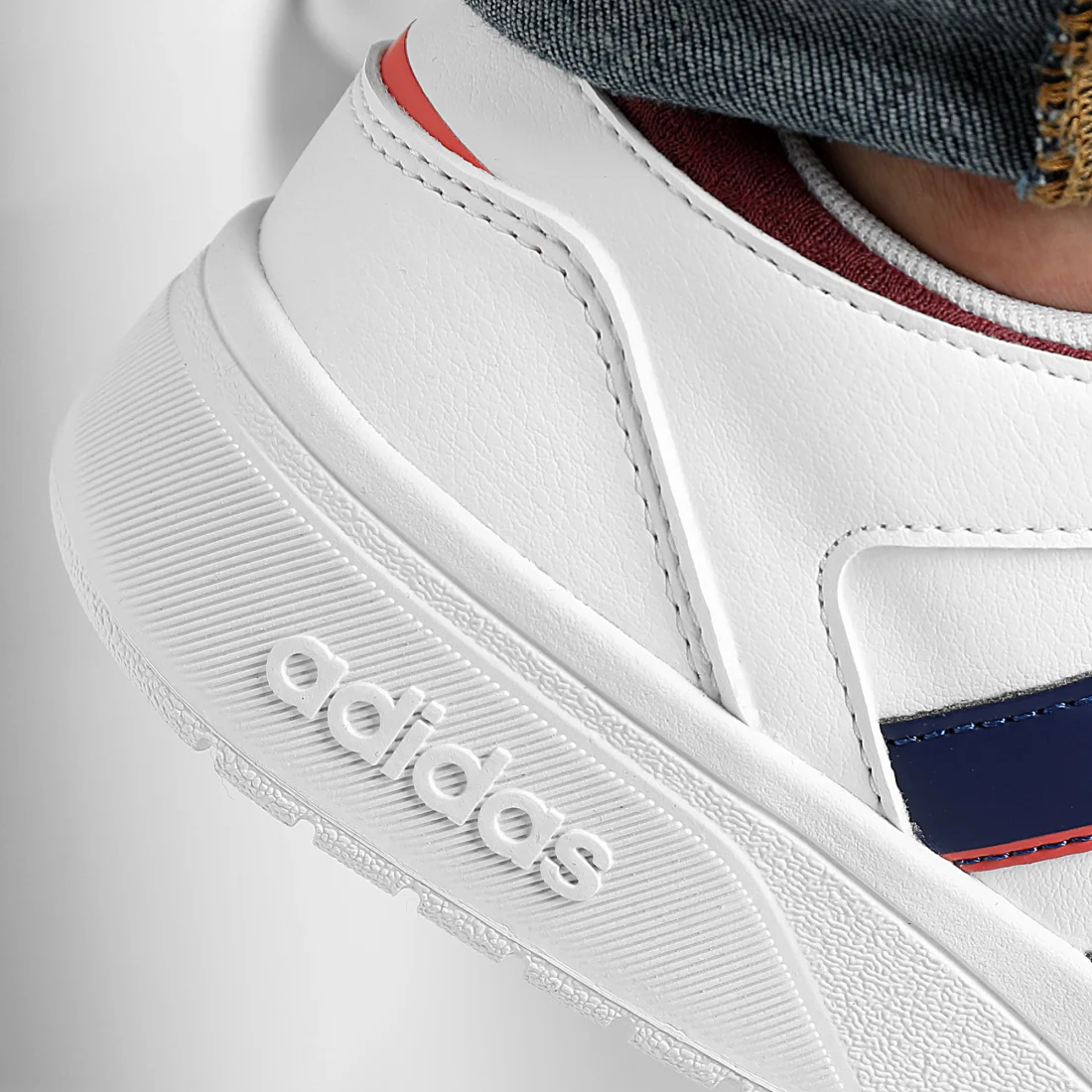 adidas_406104_ID0507_20240216T081013_02