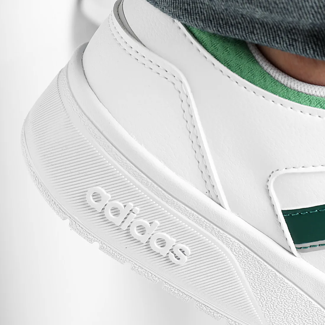 adidas_407123_ID0502_20240216T080951_02