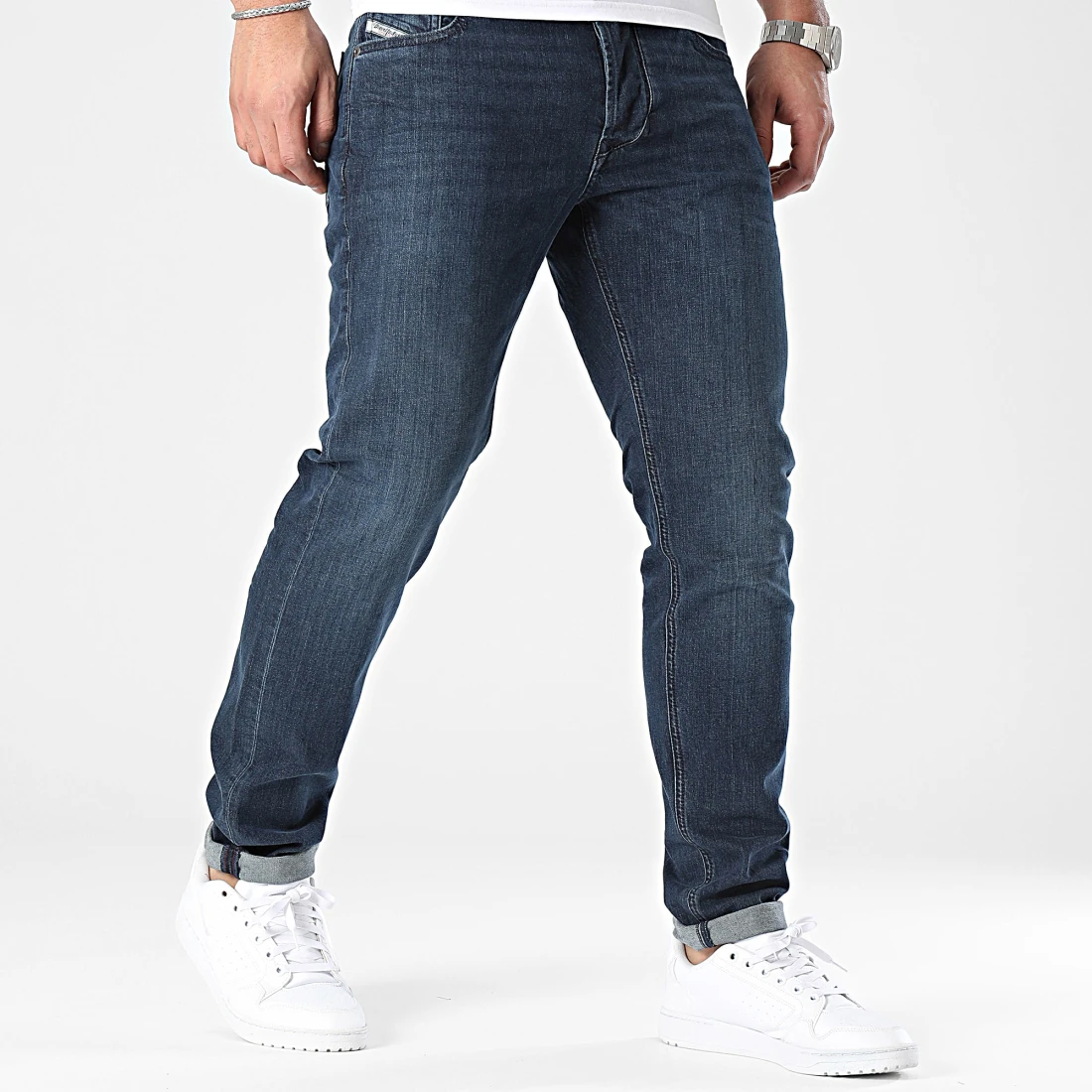 diesel_400684_00SU1X-0CNAA_01_20240111T145136_01