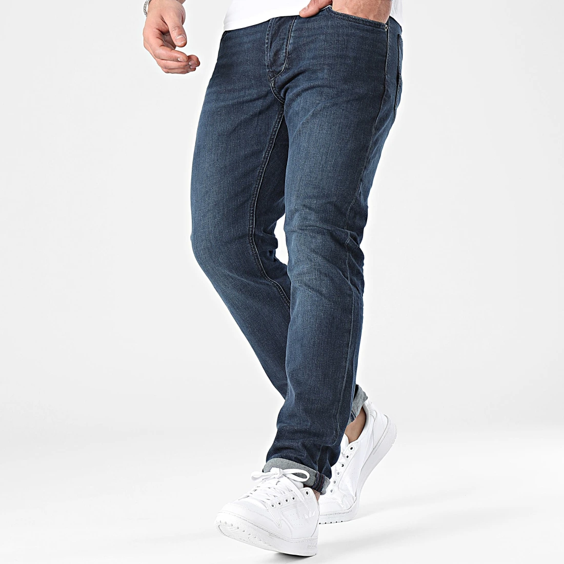 diesel_400684_00SU1X-0CNAA_01_20240111T145139_03