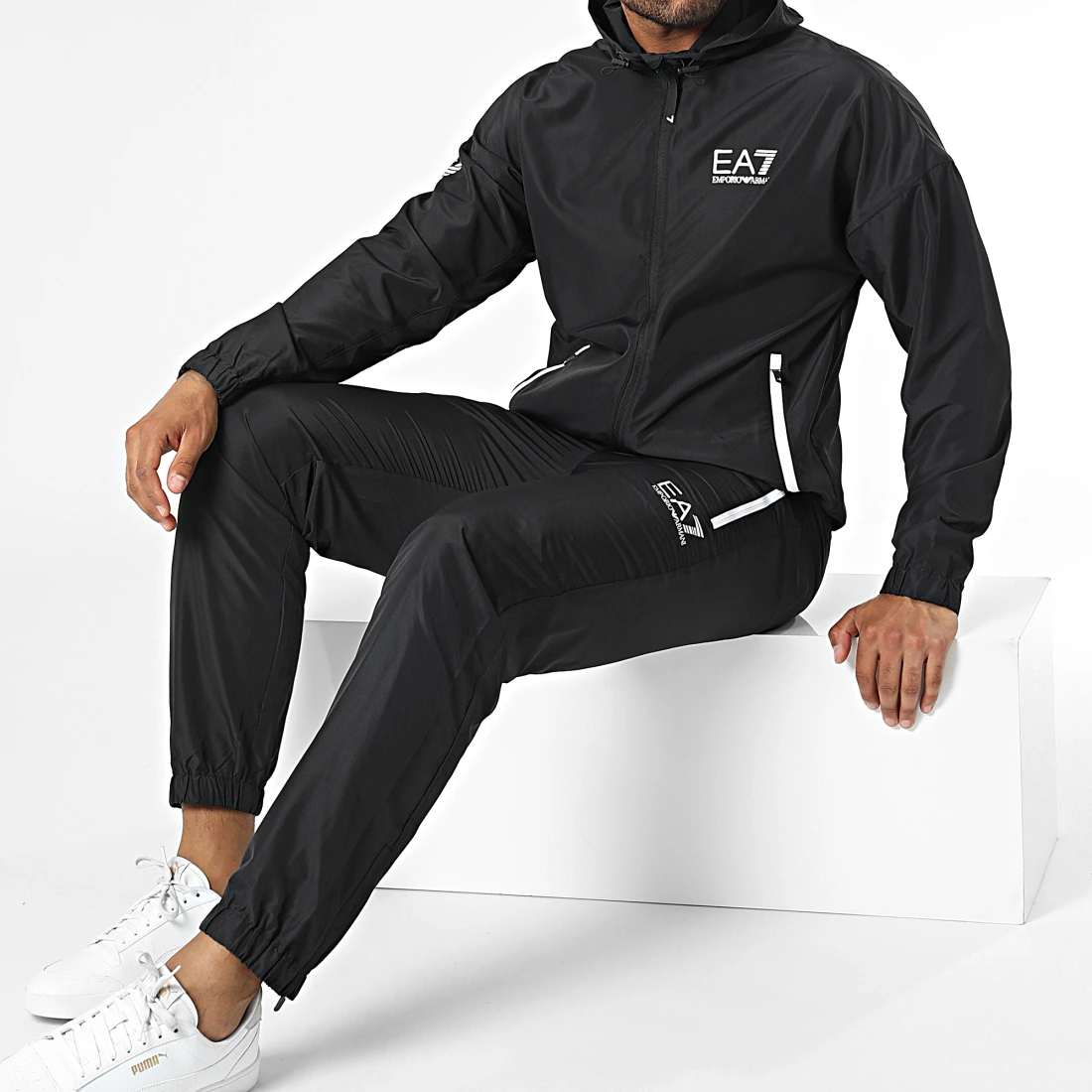 ea7-emporio-armani_340006_8NPV08-PN4HZ_0200_20221011T155954_01