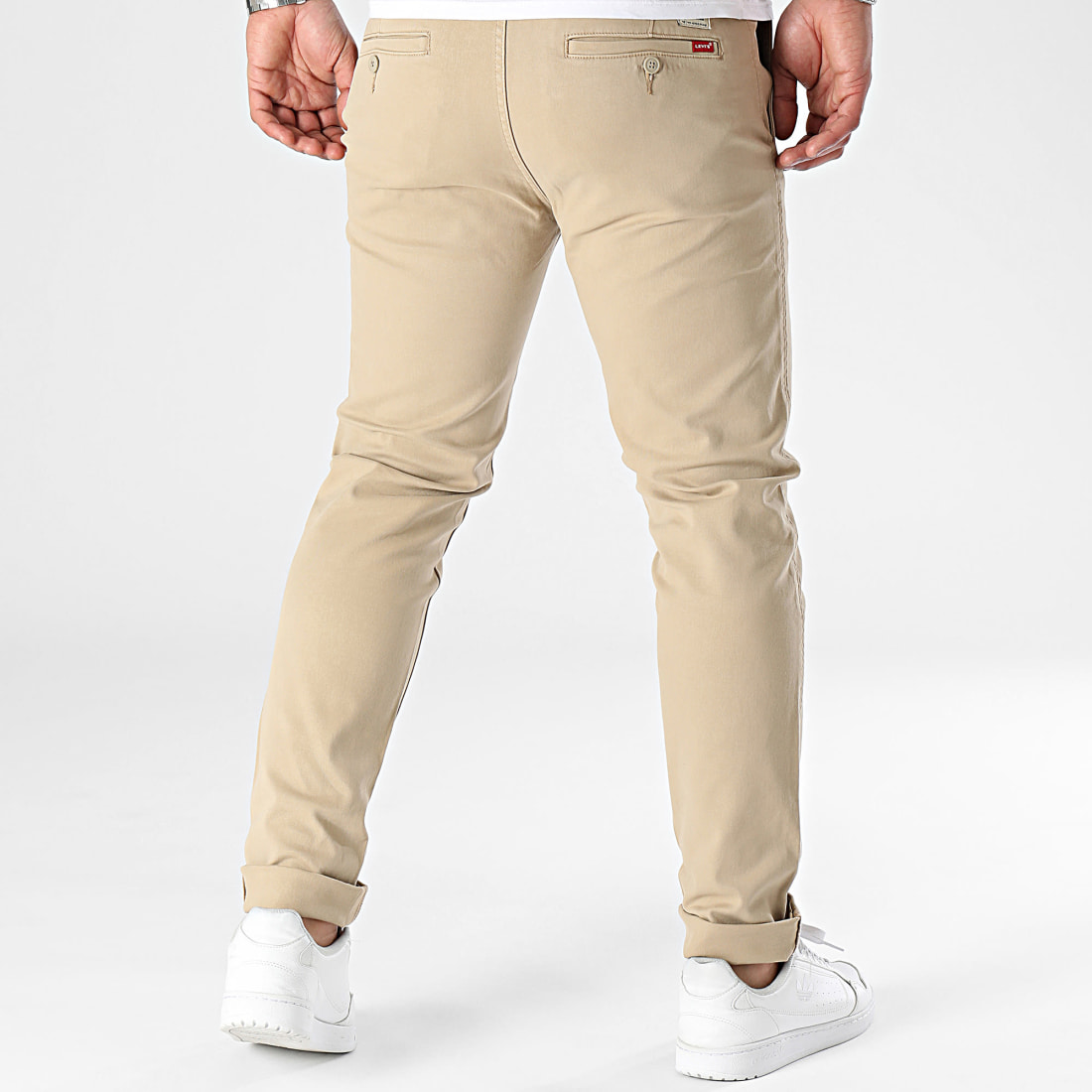 levis_398258_17196_0011_20240104T155109_04