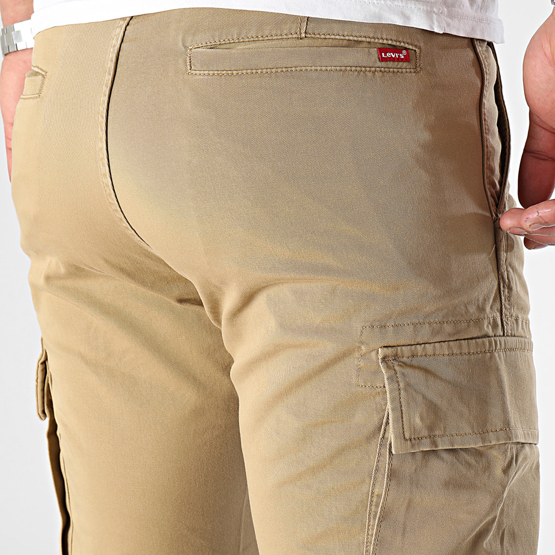 levis_400947_A7365_0001_20240125T151700_04