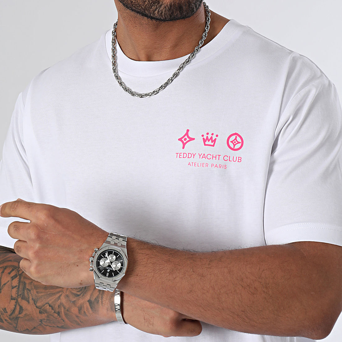 teddy-yacht-club_401898_TYC_TSO_ATELIERCOUTURE_BLCROSFLUO_20240117T150944_02