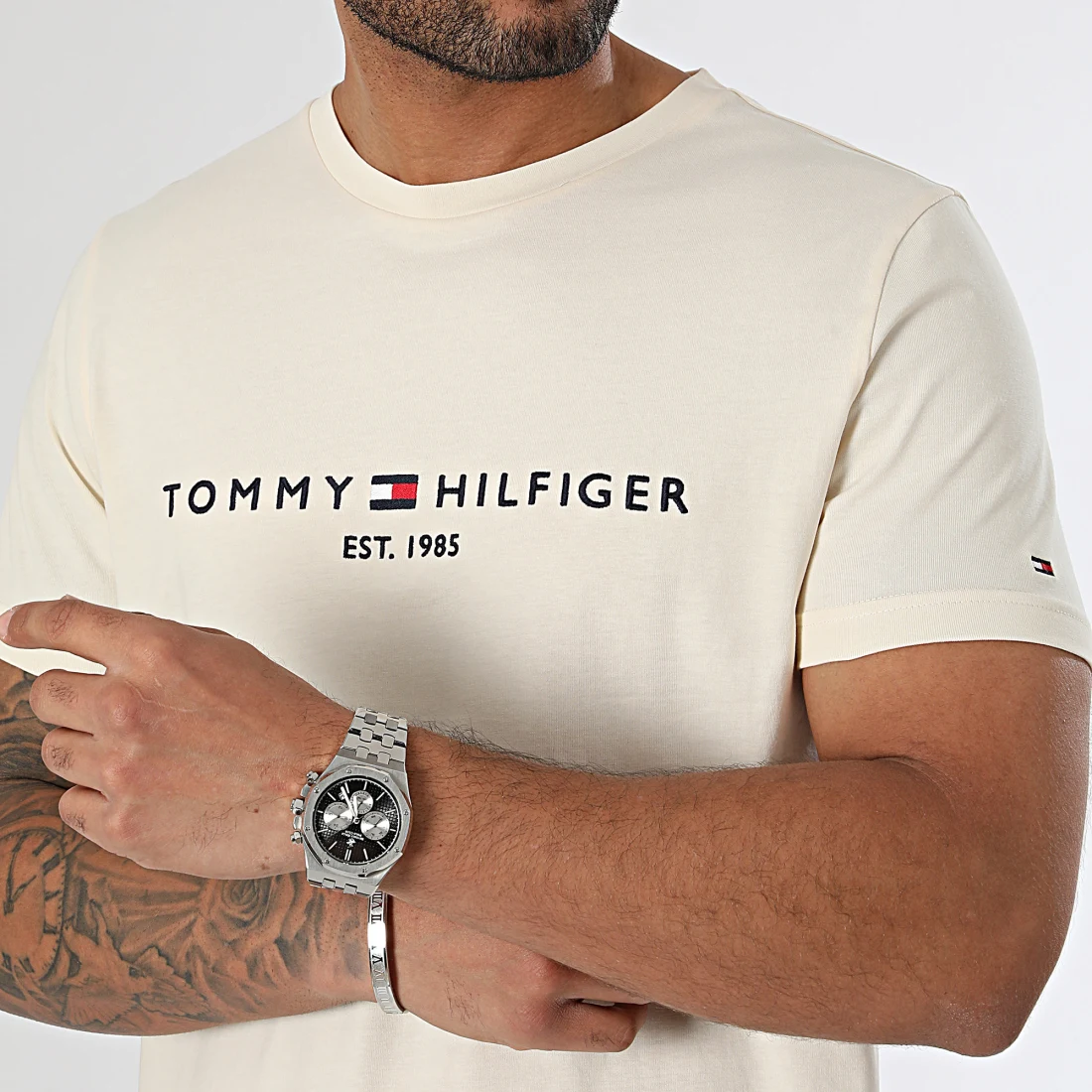 tommy-hilfiger_403342_MW0MW11797_AEF_20240201T154155_02