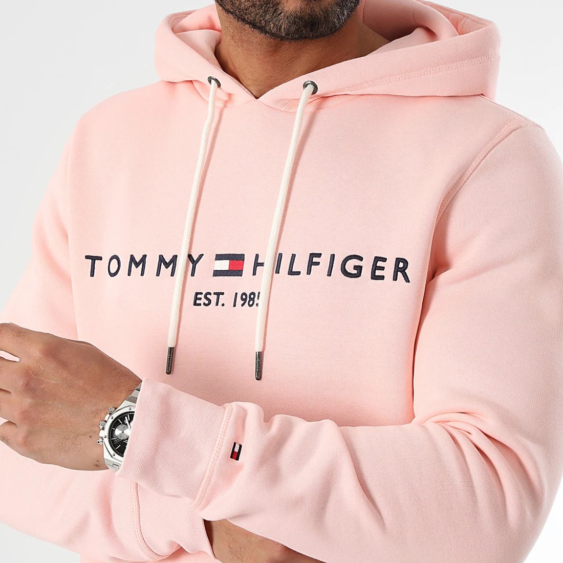 tommy-hilfiger_405771_MW0MW11599_TJS_20240213T151715_02